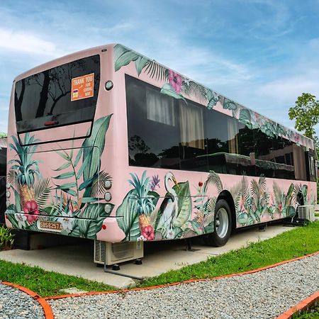 The Bus Collective Hotel สิงคโปร์ ภายนอก รูปภาพ
